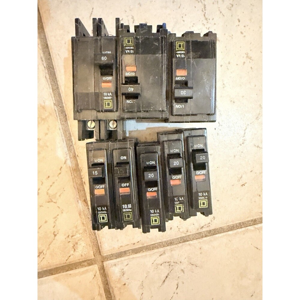 8 Square D QO Circuit Breakers Assorted Amps Single & Double Pole Bundle